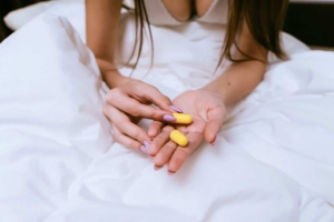 Ohrstöpsel, wenn der Partner schnarcht (depositphotos.com)